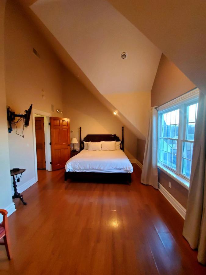Chelsea Sun Inn Mount Bethel Esterno foto